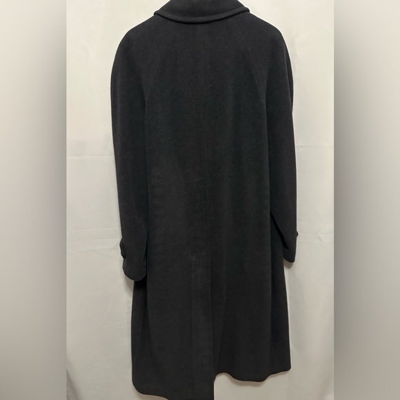 NWOT
Black Alfani Macys Men’s OverCoat
42 regular - Picture 3 of 6